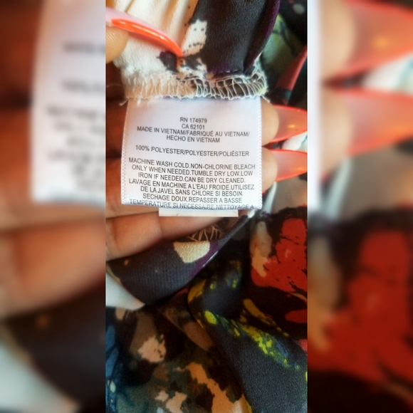 BCBG MaxAzria - High Waisted Wide Leg Pant - Picture 9 of 11